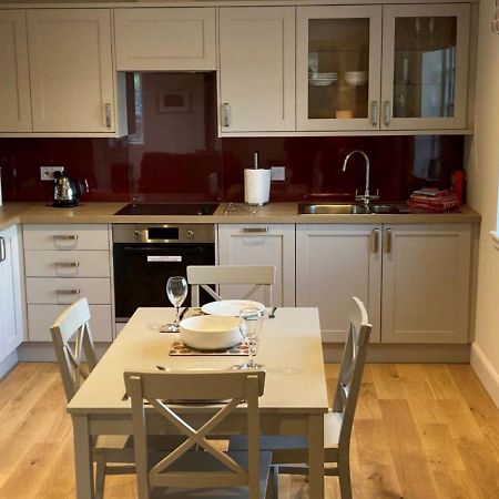 Kingfisher Cottage, Port O Tay 피틀로크리 외부 사진
